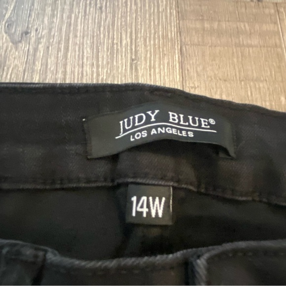 JUDY BLUE Black High Rise Distressed Skinny Fit Jeans Size 14W - Picture 7 of 13